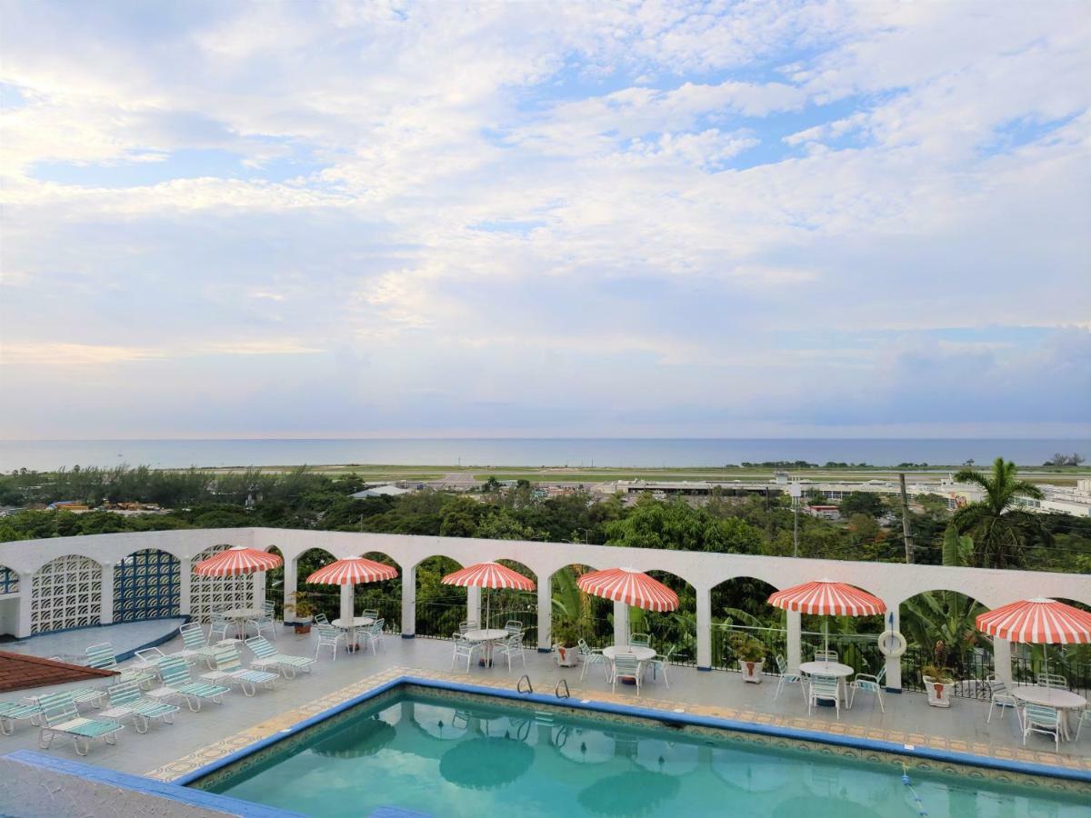 Hotel Montego Montego Bay Exteriér fotografie